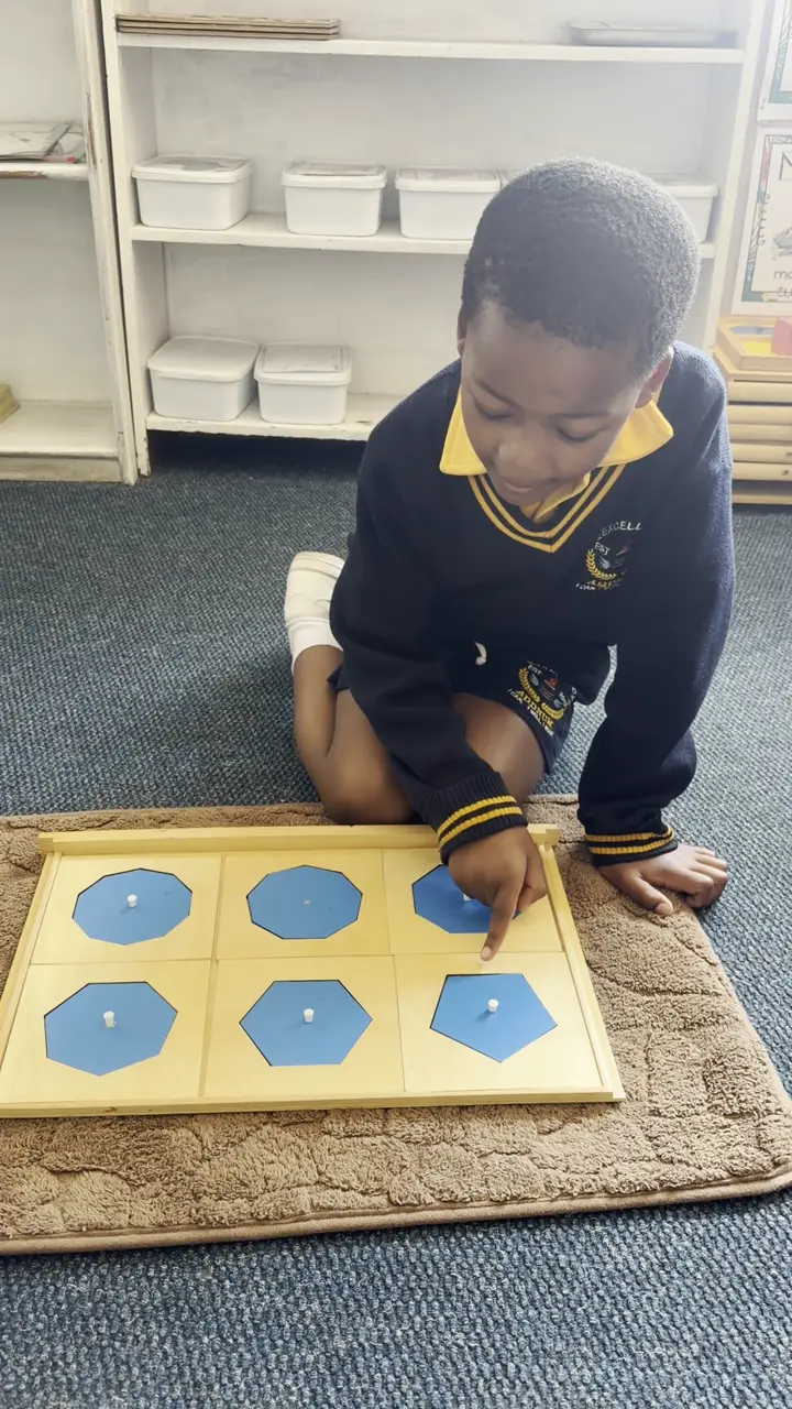 Matching geometric shapes